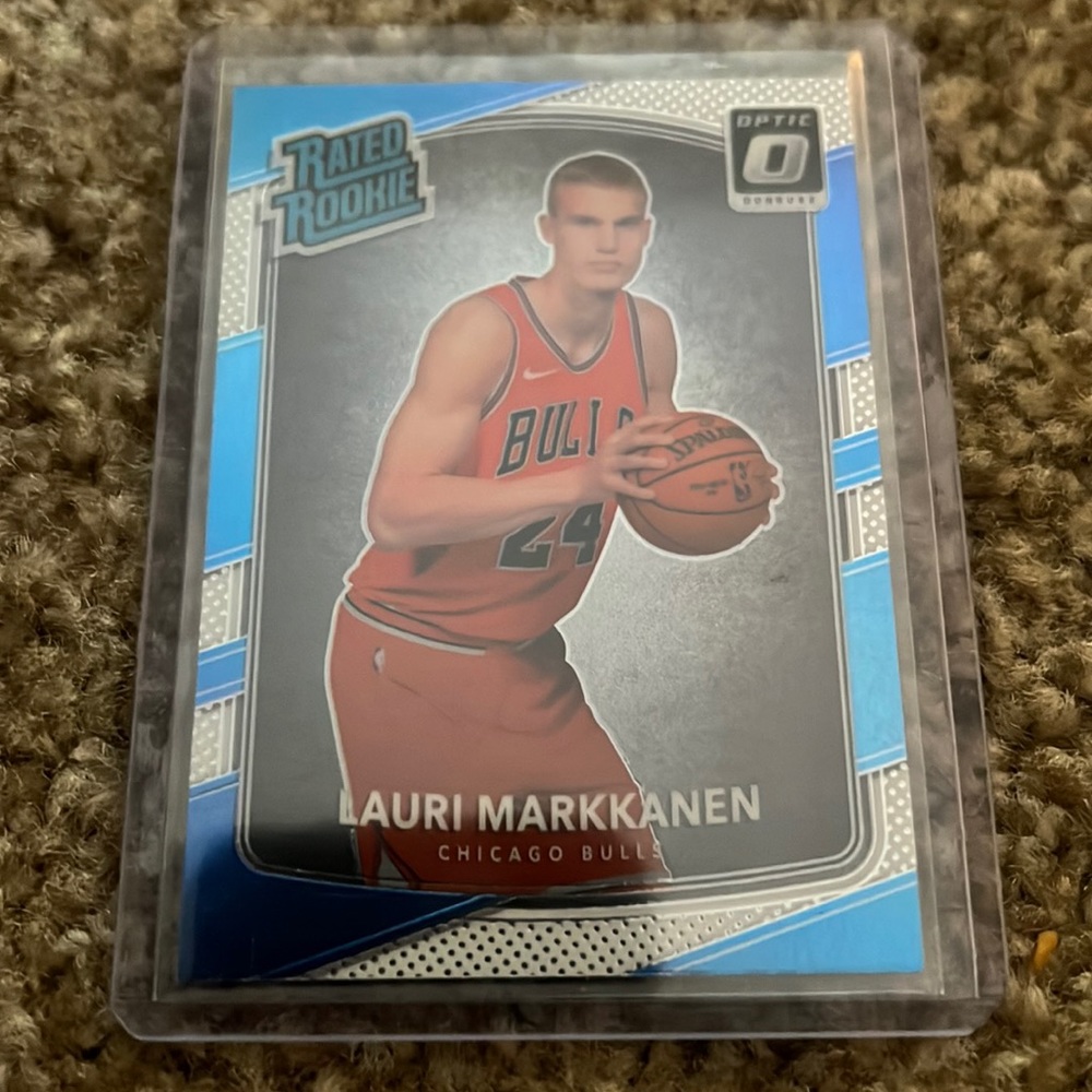 2017-18 Panini Donruss Optic Lauri Markkanen Rated Rookie